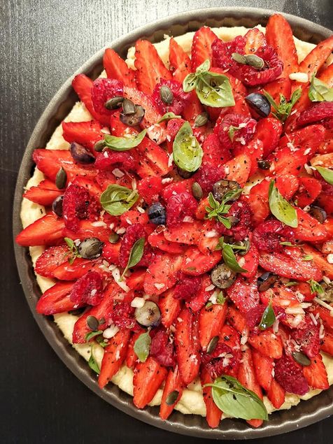 zoom sur une tarte aux fraises