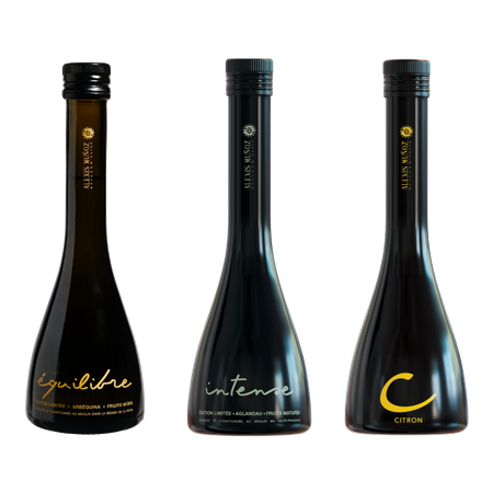 3D packshot of the glass bottles of Limited Edition olive oils produced by Alexis Muñoz.