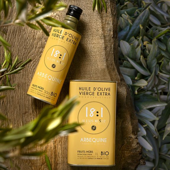 18:1 Organic Alexis Muñoz Olive oil - Arbequine variety, ripe fruits
